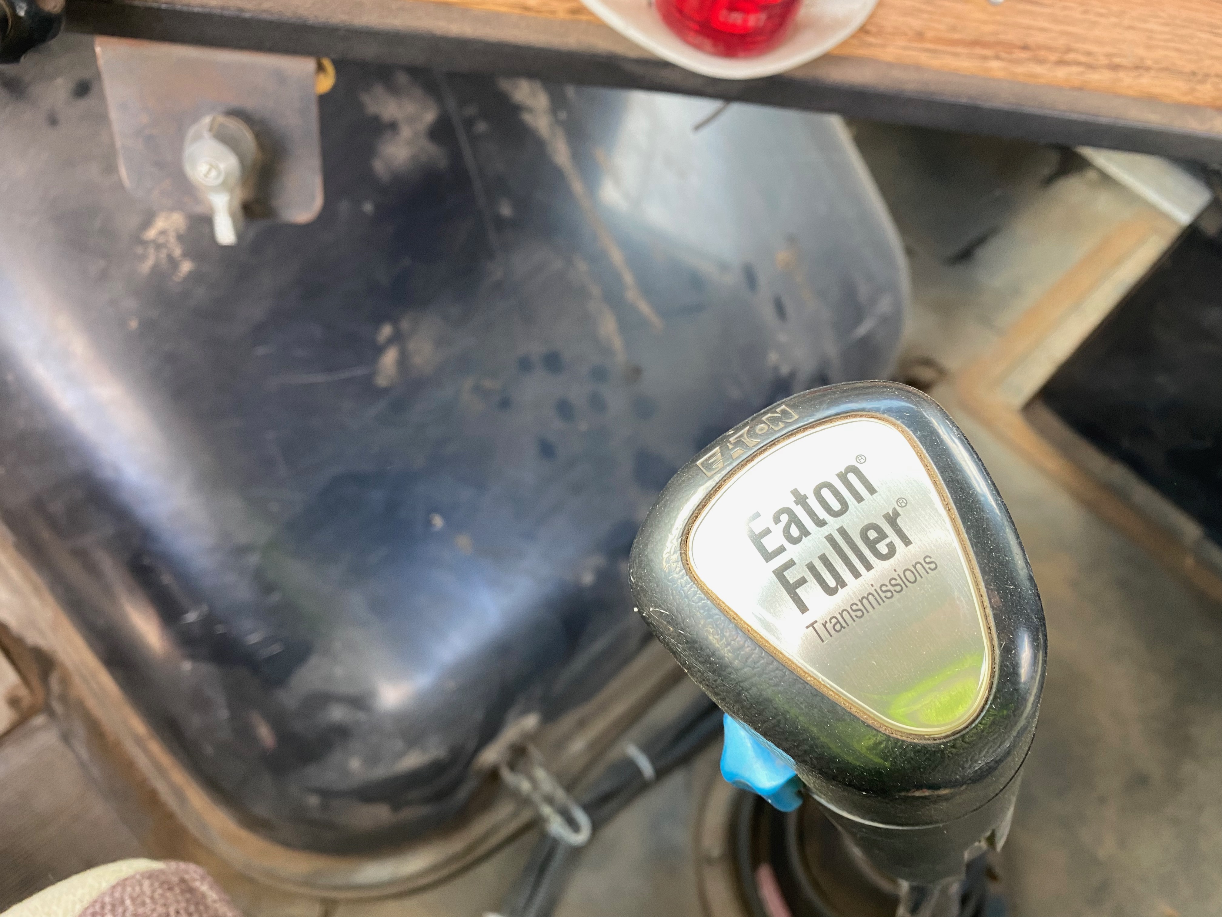 1986 WHITE Sleeper - Image 14